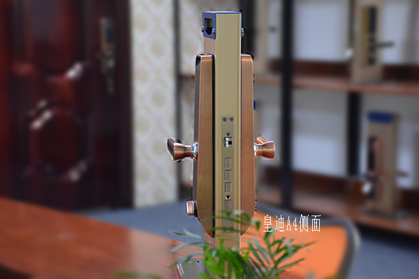 做好智能門鎖代理批發(fā)需要考慮哪些方面？